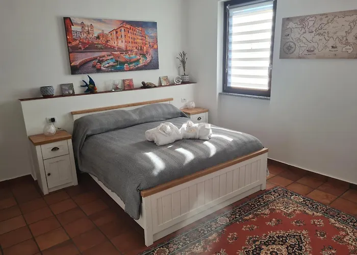 La Piazzetta Del Sole Bed and Breakfast Pettinengo